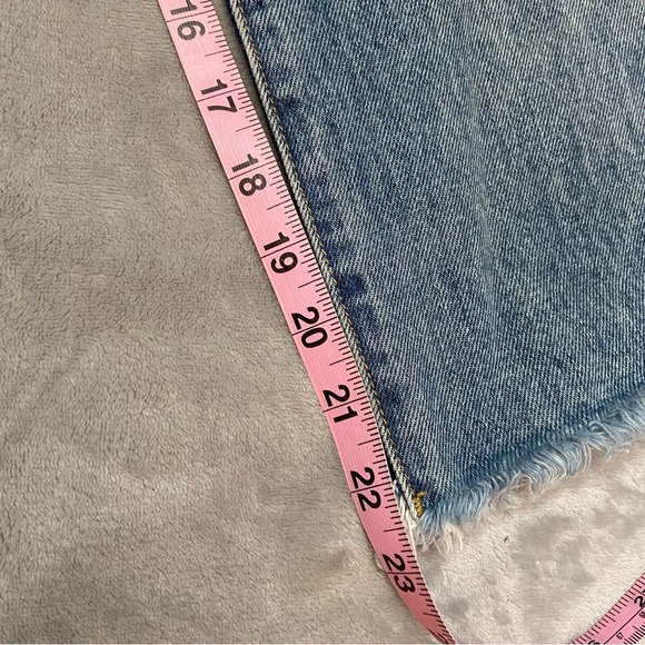 CARMAR Chara Emelia Distressed Button Fly Ripped Raw Hem Jeans 21194 - Picture 7 of 11